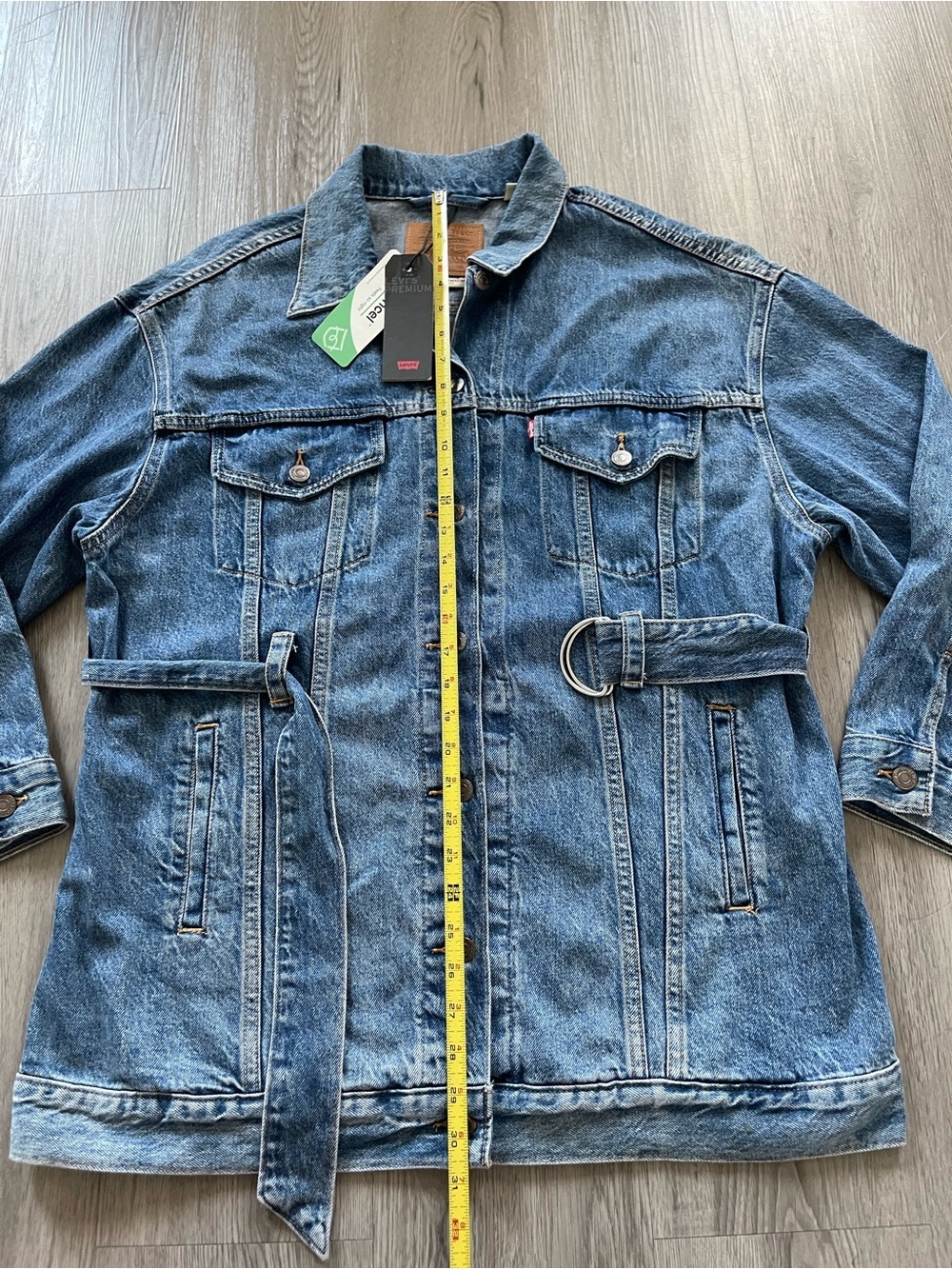 Nwt Levi’s belted denim trucker jacket - Picture 9 of 11